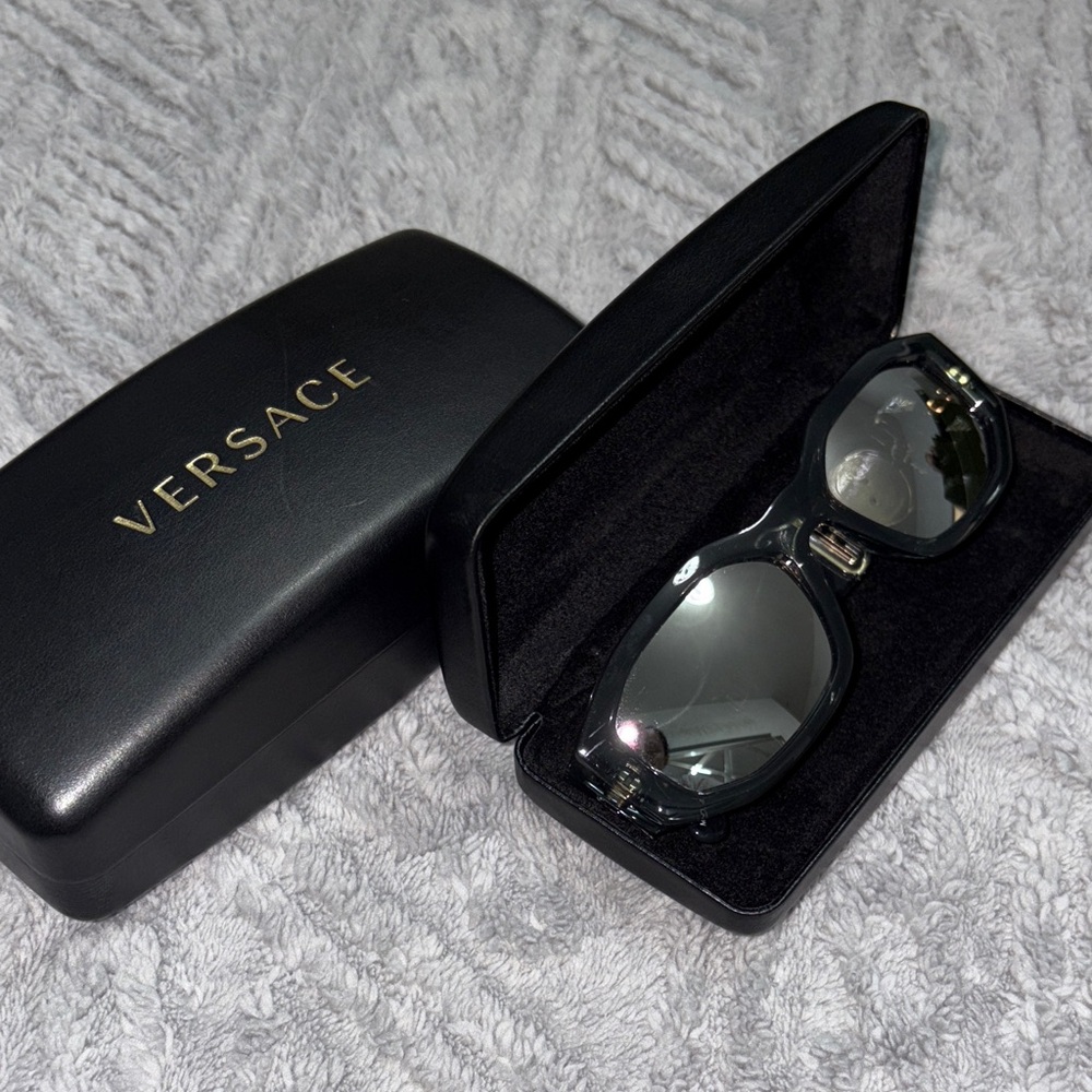 Versace Sleek Black Sunglasses